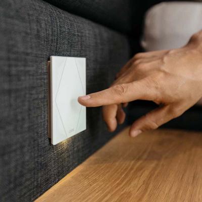 100463 - Công tắc cảm ứng không dây màu trắng - Touch Pure Air White LOXONE